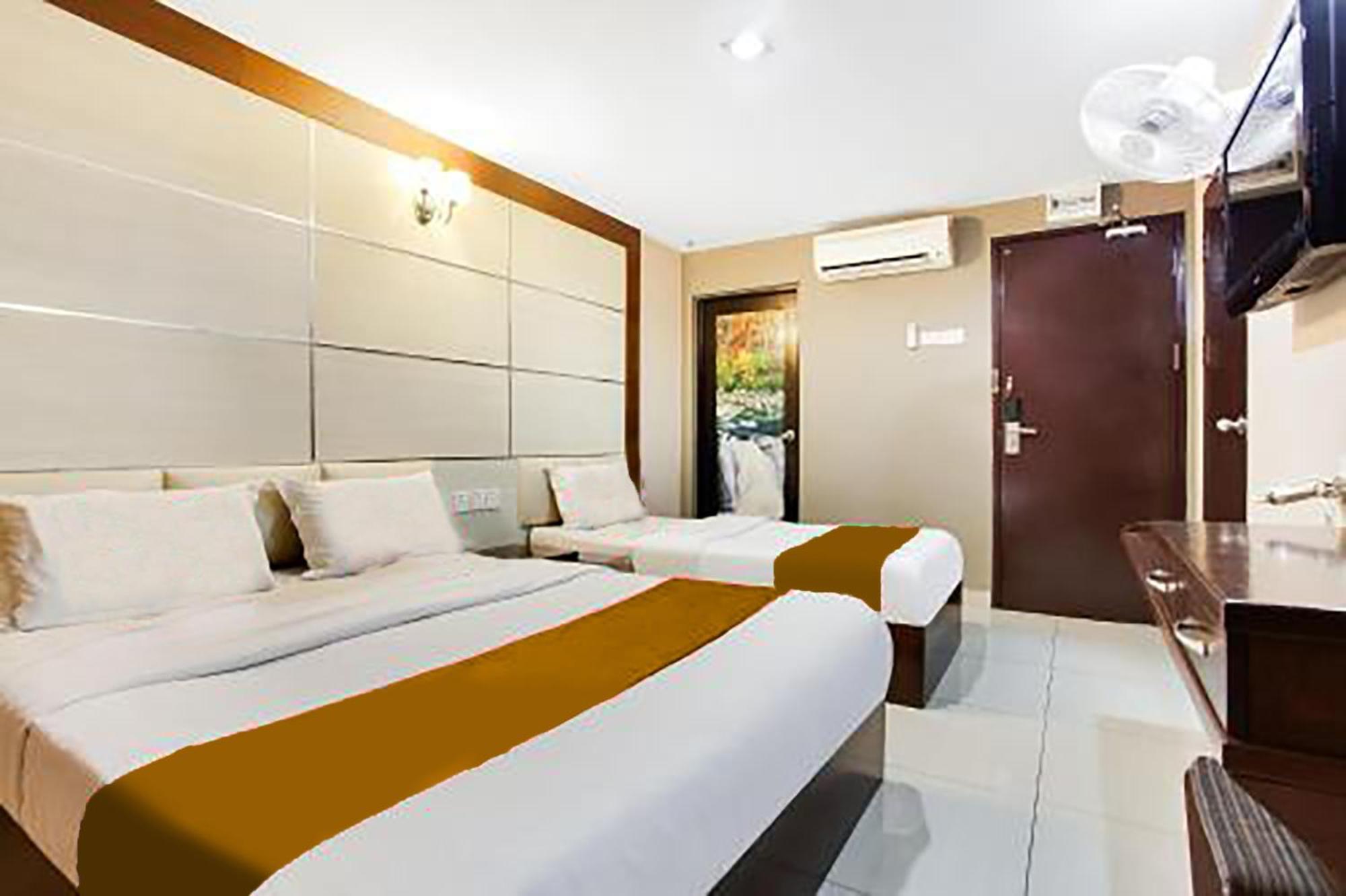 Sejati Hotel Sitiawan Eksteriør billede